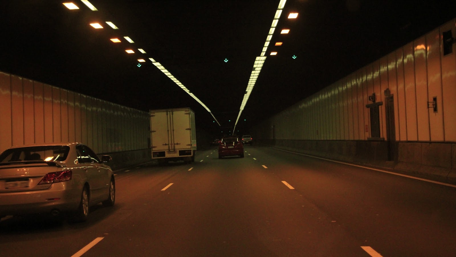 Increase the following distance when driving in a tunnel