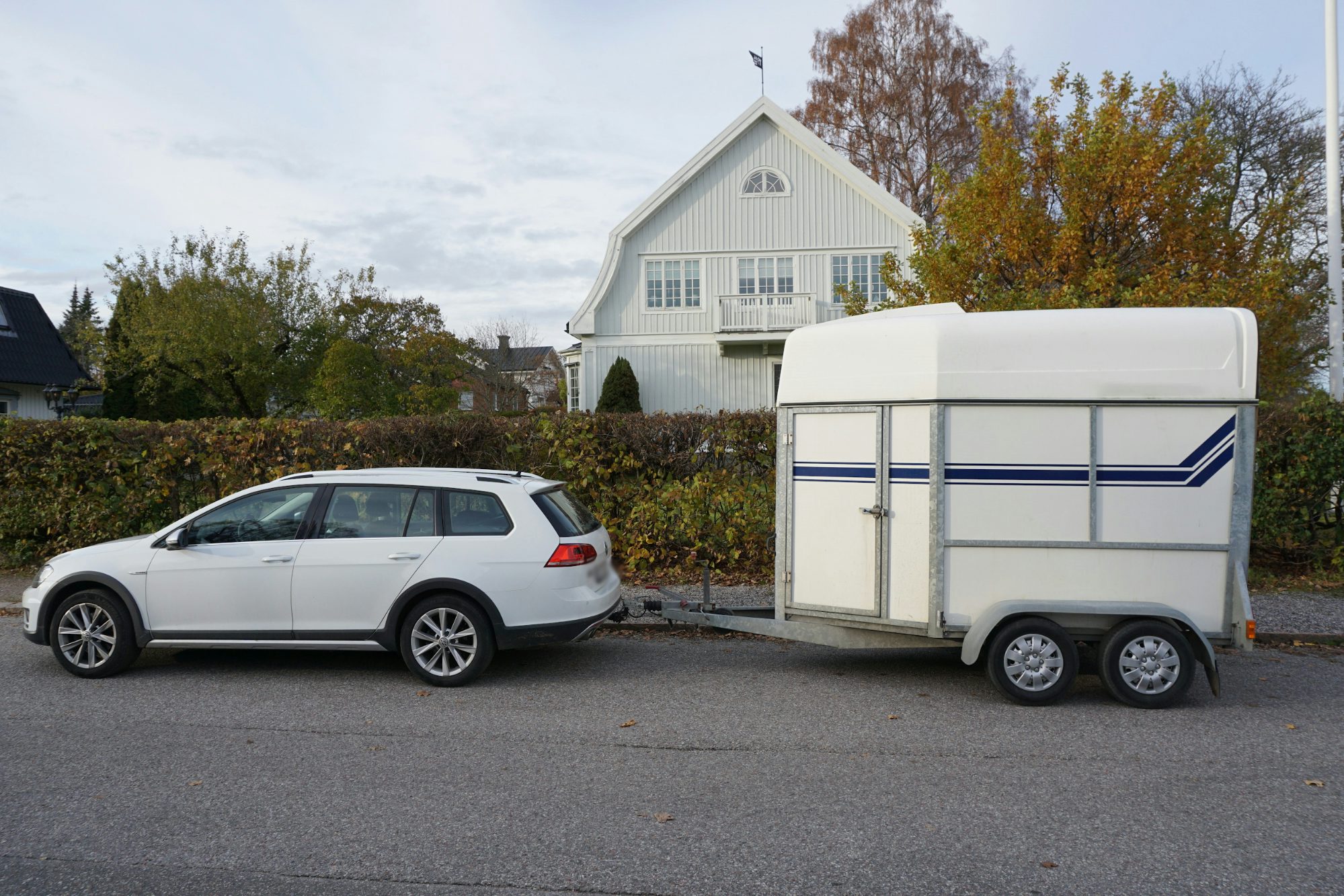 Utskjutande last på längden och bredden