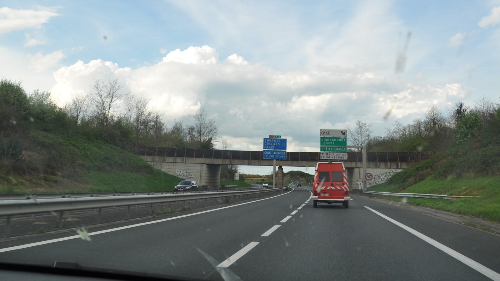 Gardez vos distances sur l’autoroute